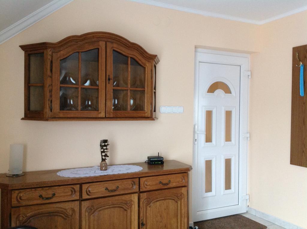 Attila Apartmanhaz Hotell Hévíz Rum bild
